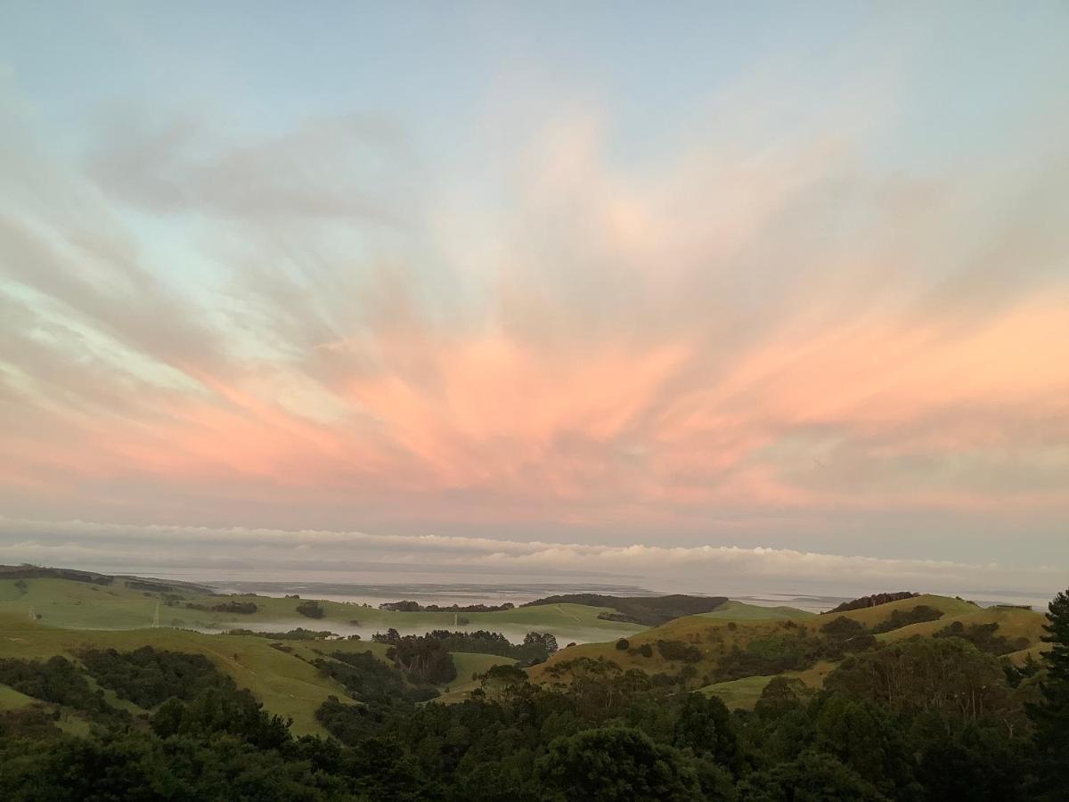 Kaipara Views Eco Lodge Glorit Экстерьер фото